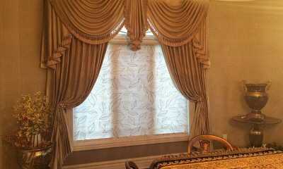 Luxurious window treatments in a Mississauga Home