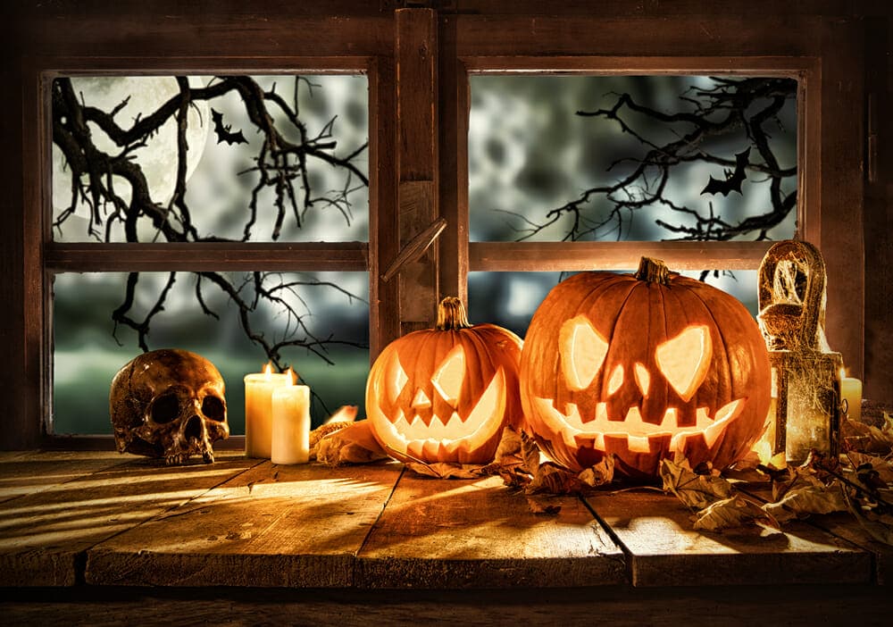 Last-Minute, Super Easy Halloween Window Decorations
