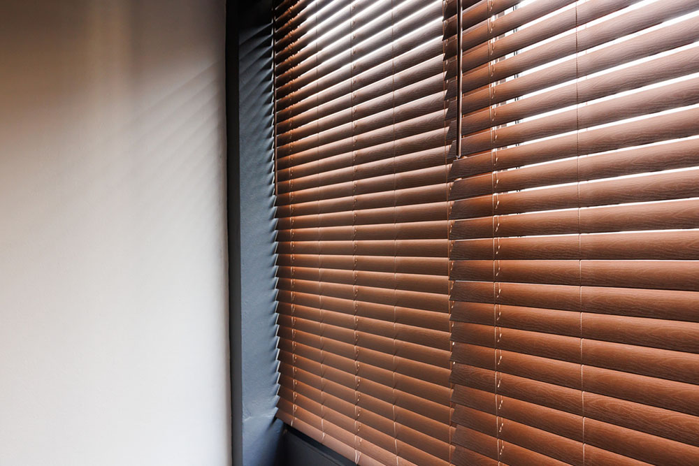 faux wood blinds 